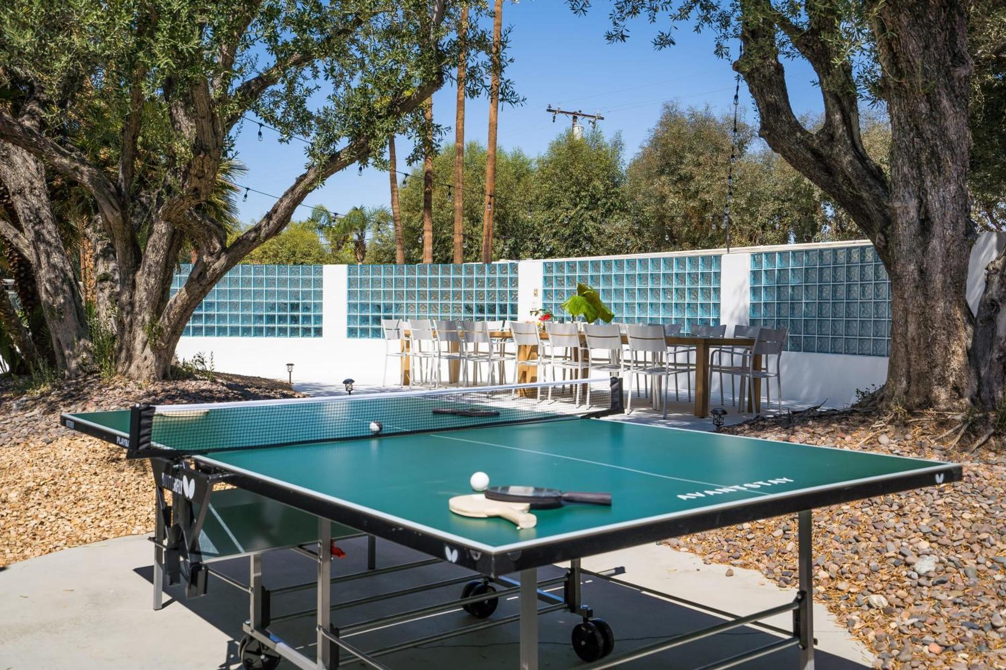 Monkey Tree Hotel By Avantstay Stylish Hotel In Palm Springs W Pool Kültér fotó