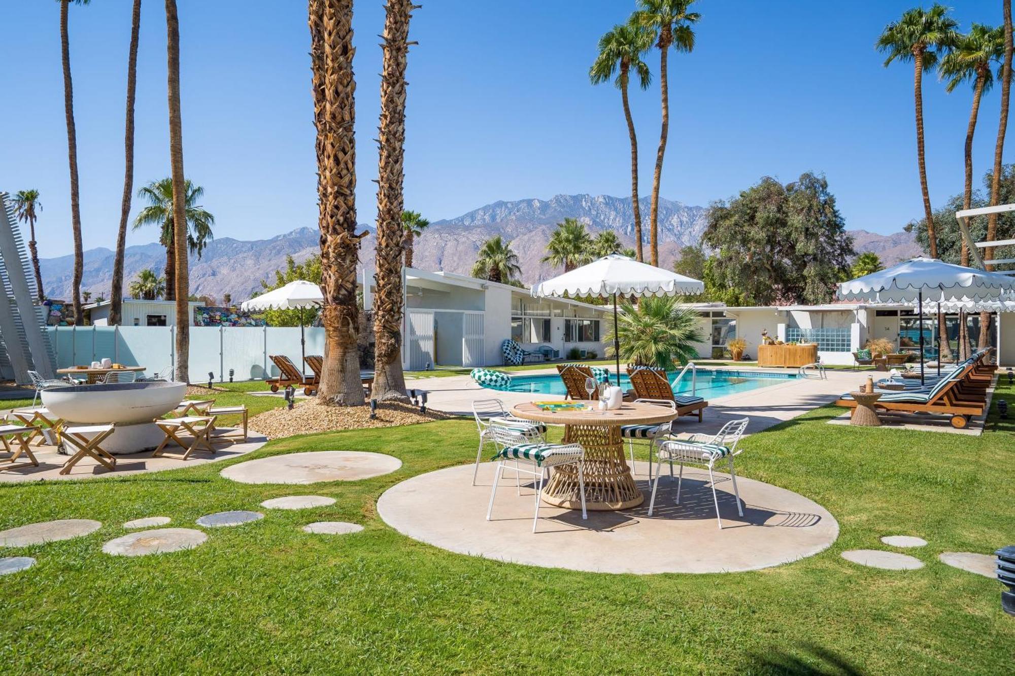 Monkey Tree Hotel By Avantstay Stylish Hotel In Palm Springs W Pool Kültér fotó